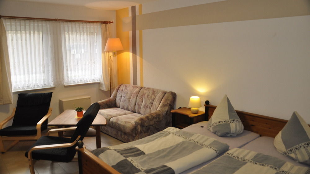 Hotel Zierow - Urlaub An Der Ostsee Екстериор снимка
